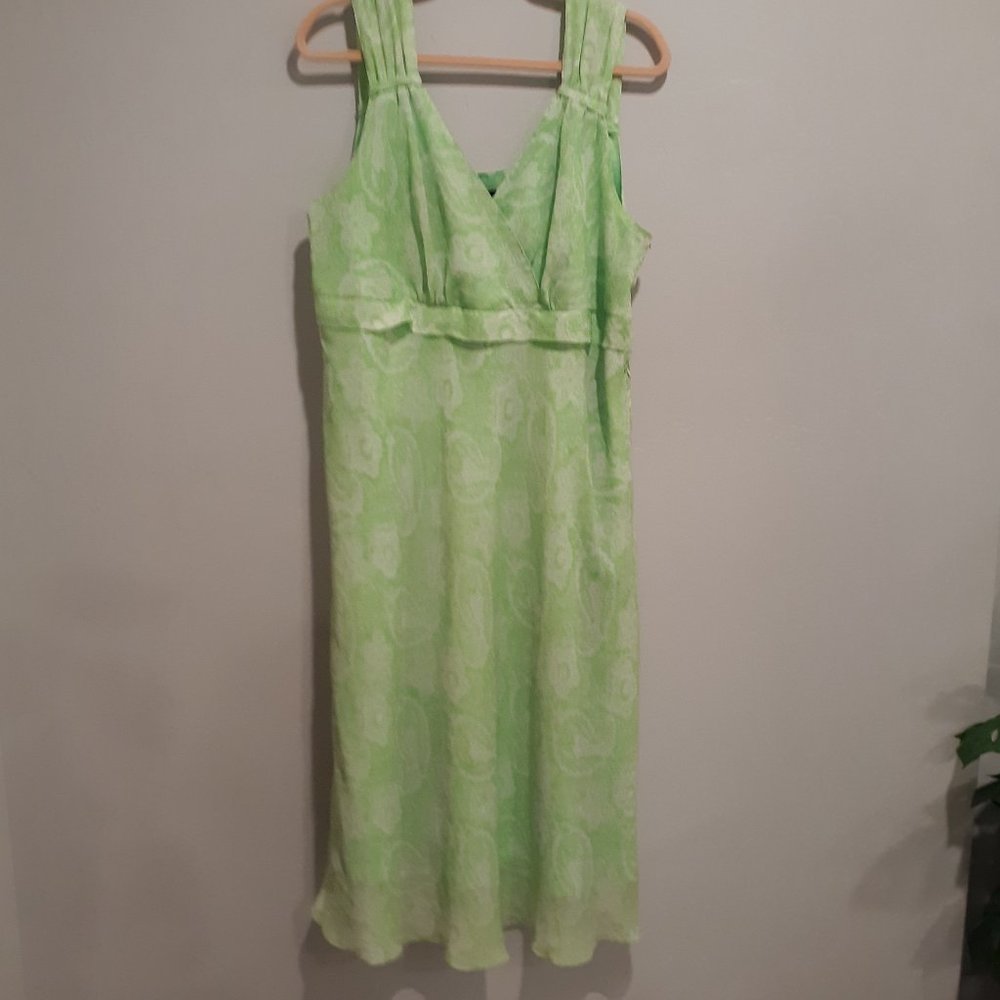 Spring Green Sleeveless Flowy Summer Dress